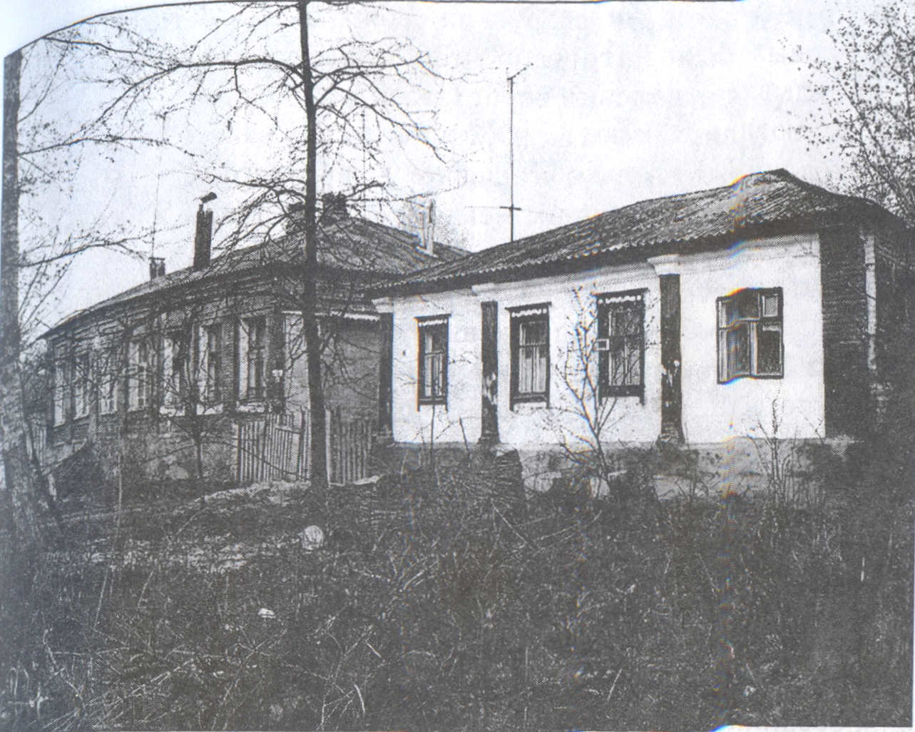 Дома усадьбы Шнуркова, в которых были мастерские, благотворительные и учебные заведения.